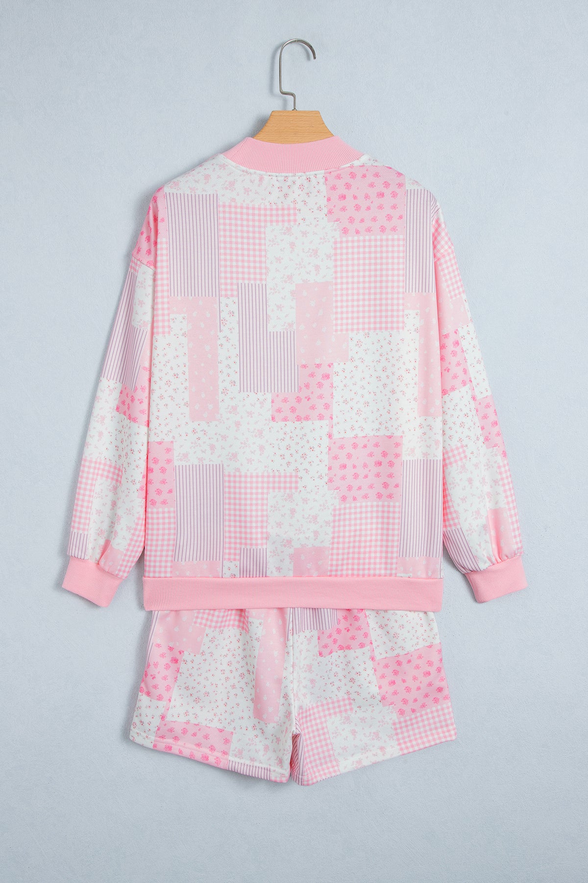 Light Pink Patchwork Floral Print Drop Shoulder Baggy Pullover Drawstring Shorts Set